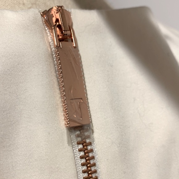 White dress Sleeveless Dress size 1 - Picture 4 of 4